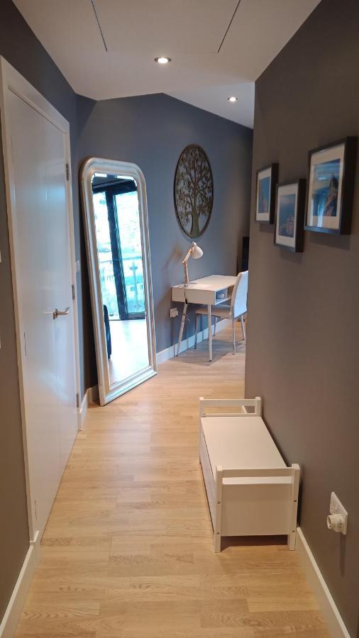 Kings Wharf Quay29 - Large Studio Apartment With 3 Pools - Gym - Rock Views - Holiday And Short Let Apartments In Gibraltar Exterior foto